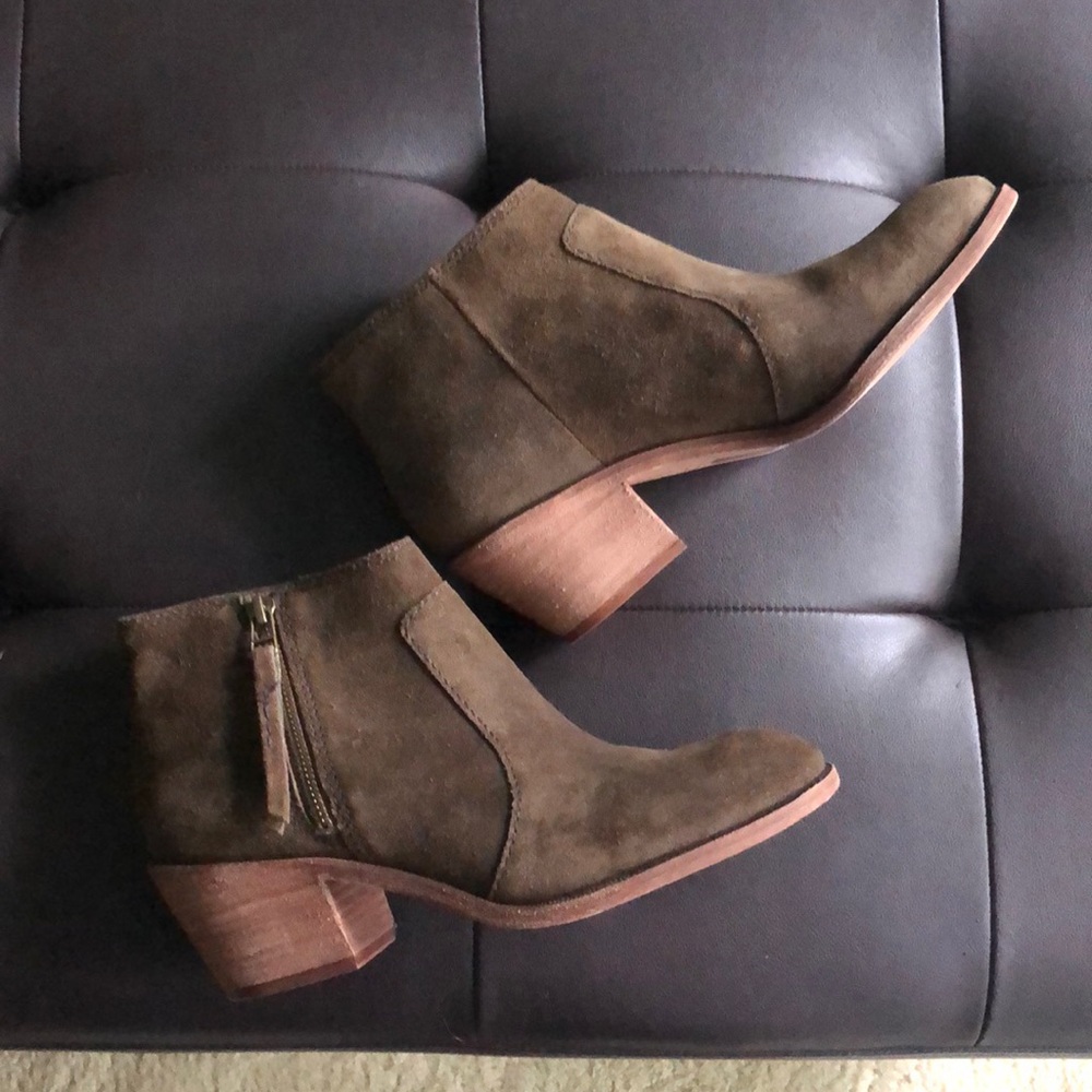 Madewell suede ankle booties
